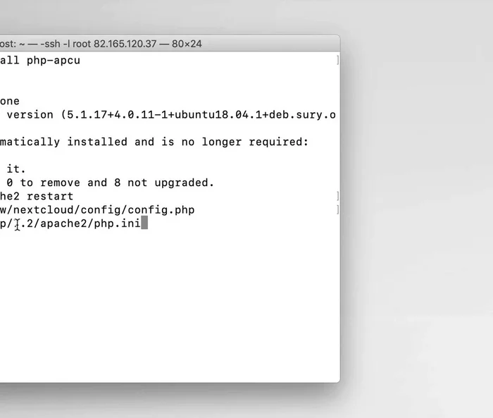 Öffnen Sie die `php.ini` Datei und aktivieren Sie Opcache (entfernen Sie das Semikolon vor `;zend_extension=opcache`) und stellen Sie gegebenenfalls die richtige PHP-Version ein.
