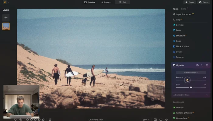 Schneiden Sie das Bild zu, um das Motiv hervorzuheben. Beachten Sie, dass sich die Position der Vignette durch das Zuschneiden verändern kann.