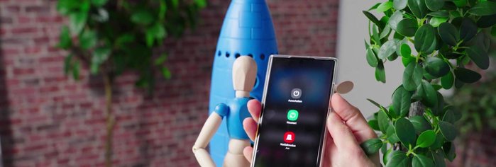 Smartphone wieder neu einschalten.