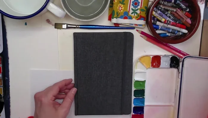 Farbkreis nutzen: Kontrast- oder Harmoniefarben ermitteln.