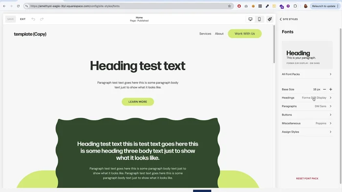 Überprüfen Sie, ob die gewünschte Schriftart bereits in Squarespace integriert ist (Site-Stile > Schriftarten).