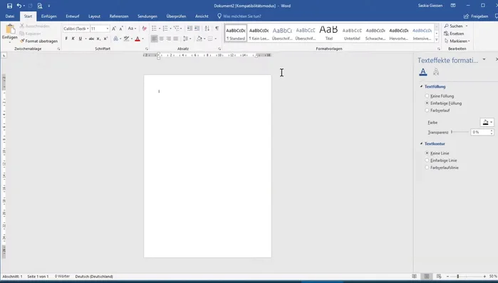 Gruppe in die Kopfzeile einfügen: Gruppe ausschneiden (Strg + X). Registerkarte "Einfügen" -> "Kopf- und Fußzeile" -> "Kopfzeile bearbeiten". Gruppe einfügen (Strg + V) und positionieren. Kopf- und Fußzeile schließen.