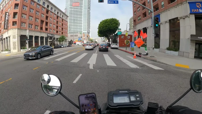 Mittelständer am ADV abbrechen.