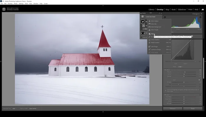 Fenster hervorheben: Objektauswahlmaske für jedes Fenster erstellen. Schärfe und Klarheit erhöhen, Temperatur verringern, um einen Blaustich zu erzeugen, und Sättigung reduzieren, um die Farben nicht zu übersättigen. Lichter erhöhen und Schatten reduzieren, um Kontrast zu erzeugen. Weißtöne anheben und Schwarztöne leicht reduzieren.